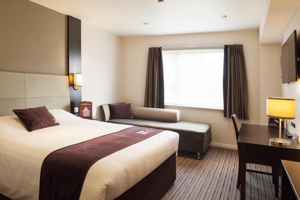 Premier Inn Aberdeen - Anderson Drive Exterior photo